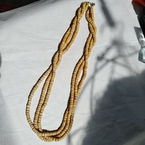 Wooden beads necklace